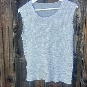 Nicola Crinkle Stretch Sleeveless Scoop Neck Top M